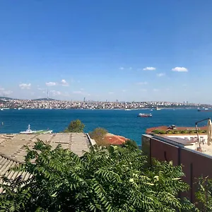 Cihangir, Taksim, Bosphorus View Стамбул